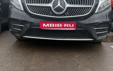 Mercedes-Benz V-Класс, 2021 год, 6 550 000 рублей, 4 фотография