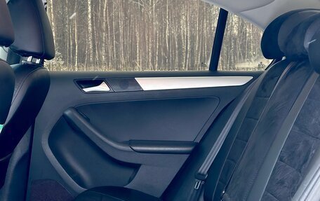 Volkswagen Jetta VI, 2017 год, 1 259 000 рублей, 10 фотография