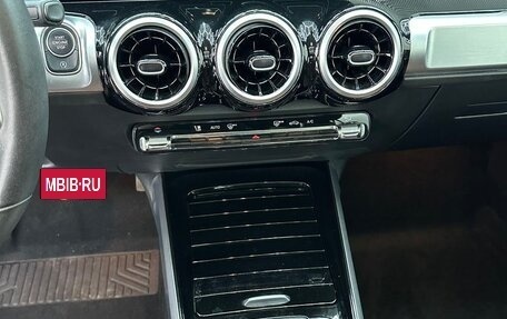 Mercedes-Benz GLB, 2021 год, 2 890 000 рублей, 14 фотография