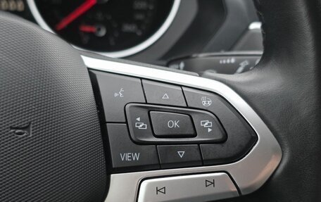 Volkswagen Tiguan II, 2021 год, 2 879 000 рублей, 14 фотография