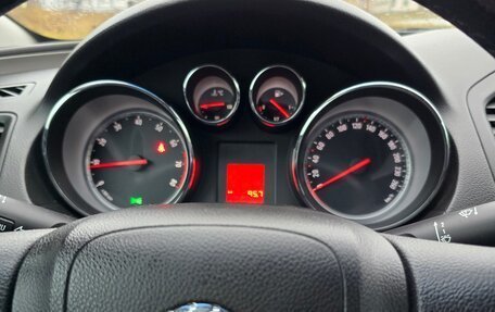 Opel Insignia II рестайлинг, 2010 год, 850 000 рублей, 1 фотография