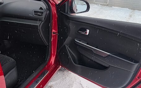 KIA Rio III рестайлинг, 2012 год, 850 000 рублей, 6 фотография