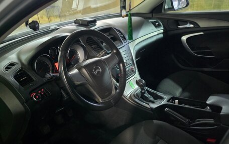 Opel Insignia II рестайлинг, 2010 год, 850 000 рублей, 3 фотография