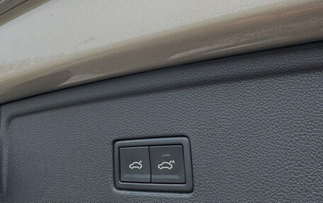 Volkswagen Touareg III, 2018 год, 4 250 000 рублей, 11 фотография