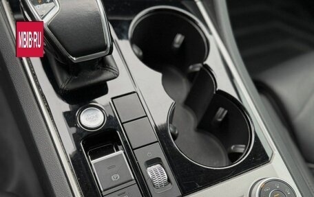 Volkswagen Touareg III, 2018 год, 4 250 000 рублей, 4 фотография