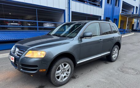 Volkswagen Touareg III, 2004 год, 850 000 рублей, 3 фотография
