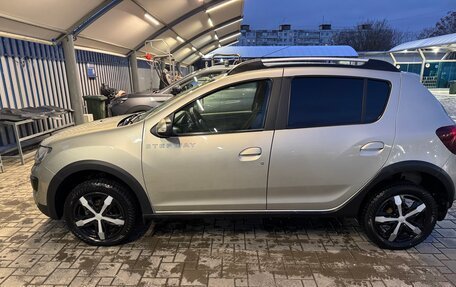 Renault Sandero II рестайлинг, 2017 год, 1 100 000 рублей, 2 фотография