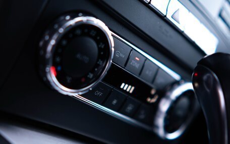 Mercedes-Benz C-Класс, 2011 год, 1 300 000 рублей, 11 фотография