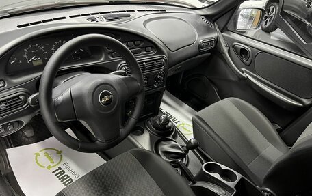 Chevrolet Niva I рестайлинг, 2017 год, 795 000 рублей, 9 фотография