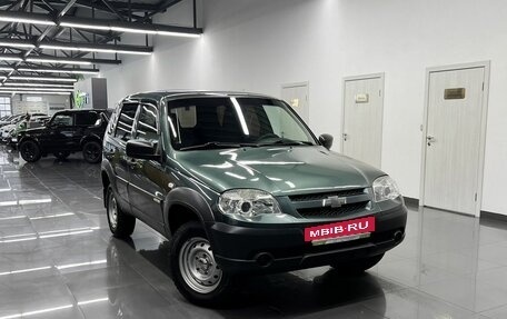 Chevrolet Niva I рестайлинг, 2017 год, 795 000 рублей, 5 фотография