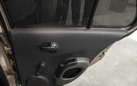 Nissan Micra III, 2007 год, 445 000 рублей, 17 фотография