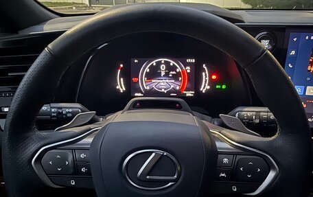 Lexus RX IV рестайлинг, 2023 год, 10 000 000 рублей, 7 фотография