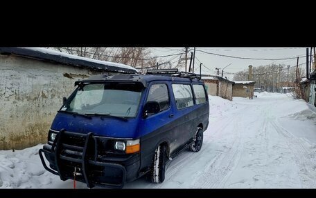 Toyota HiAce H100, 1991 год, 700 000 рублей, 2 фотография