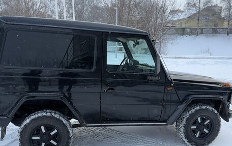 Mercedes-Benz G-Класс W463 рестайлинг _ii, 1983 год, 750 000 рублей, 7 фотография