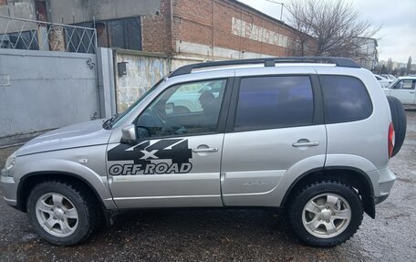 Chevrolet Niva I рестайлинг, 2012 год, 520 000 рублей, 3 фотография