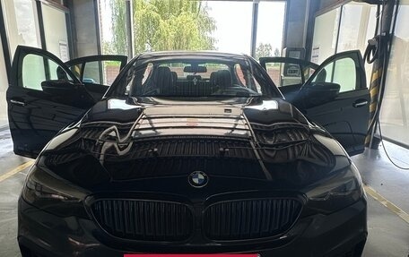 BMW 5 серия, 2017 год, 2 800 000 рублей, 2 фотография