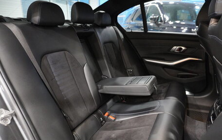 BMW 3 серия, 2020 год, 3 690 000 рублей, 8 фотография