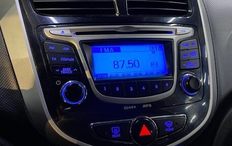 Hyundai Solaris II рестайлинг, 2011 год, 649 000 рублей, 3 фотография