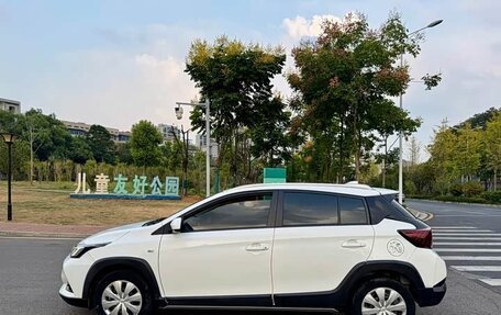 Toyota Yaris XP150 рестайлинг, 2021 год, 1 000 000 рублей, 5 фотография