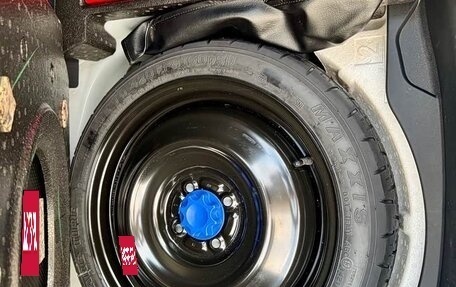 Toyota Yaris XP150 рестайлинг, 2021 год, 1 000 000 рублей, 20 фотография