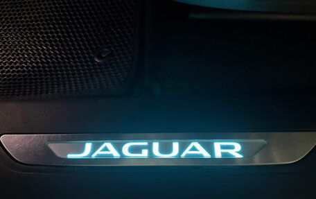 Jaguar F-Pace, 2018 год, 3 199 000 рублей, 13 фотография