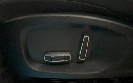 Jaguar F-Pace, 2018 год, 3 199 000 рублей, 22 фотография