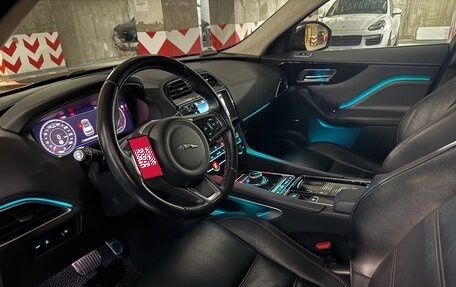 Jaguar F-Pace, 2018 год, 3 199 000 рублей, 16 фотография