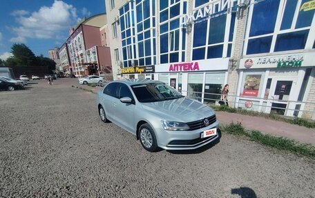Volkswagen Jetta VI, 2015 год, 1 000 000 рублей, 2 фотография