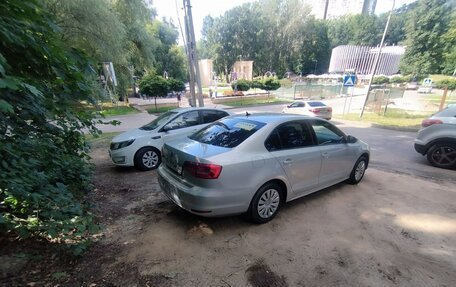 Volkswagen Jetta VI, 2015 год, 1 000 000 рублей, 4 фотография