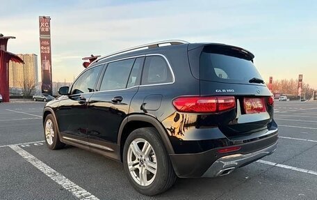 Mercedes-Benz GLB, 2022 год, 1 823 000 рублей, 4 фотография