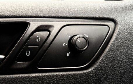 Volkswagen Jetta VI, 2016 год, 925 000 рублей, 21 фотография