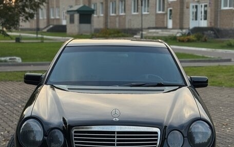 Mercedes-Benz E-Класс, 1998 год, 580 000 рублей, 5 фотография