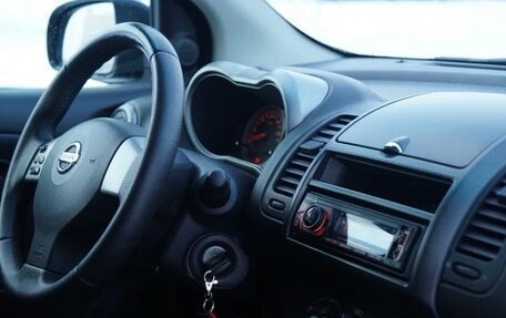 Nissan Note II рестайлинг, 2006 год, 1 000 000 рублей, 10 фотография