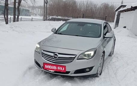 Opel Insignia II рестайлинг, 2014 год, 750 000 рублей, 2 фотография