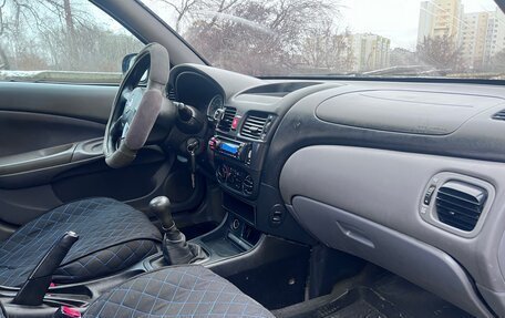 Nissan Almera, 2003 год, 210 000 рублей, 10 фотография