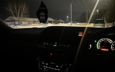 Nissan Gloria XI, 2001 год, 900 000 рублей, 37 фотография