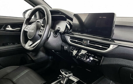 KIA K3, 2023 год, 2 377 000 рублей, 9 фотография