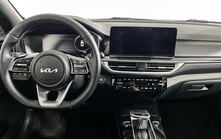 KIA K3, 2023 год, 2 377 000 рублей, 12 фотография