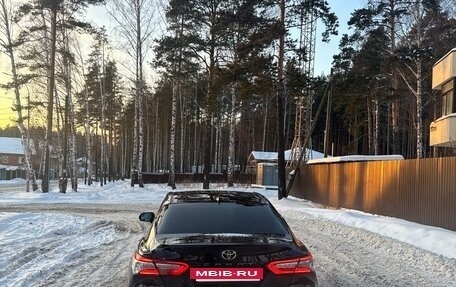 Toyota Camry, 2019 год, 2 550 000 рублей, 6 фотография