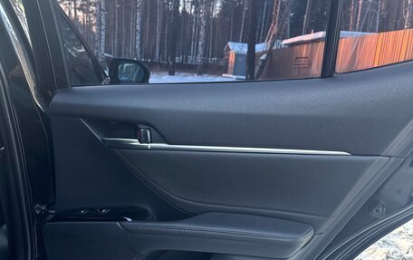 Toyota Camry, 2019 год, 2 550 000 рублей, 11 фотография