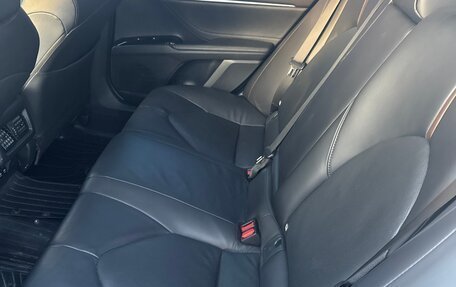 Toyota Camry, 2019 год, 2 550 000 рублей, 12 фотография