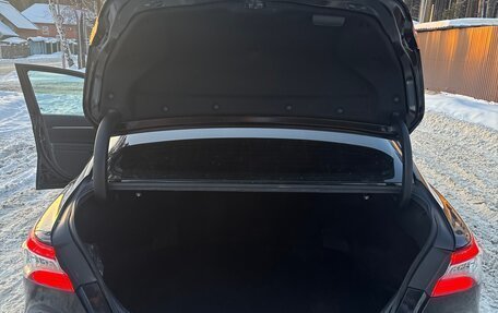 Toyota Camry, 2019 год, 2 550 000 рублей, 17 фотография