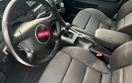 Audi A4, 2002 год, 450 000 рублей, 9 фотография