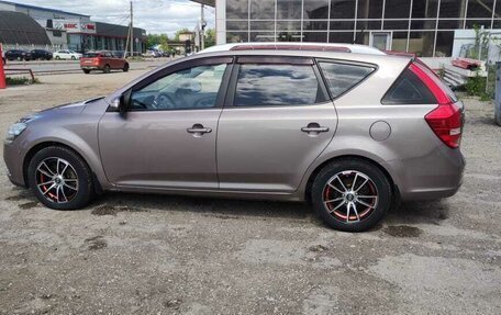 KIA cee'd I рестайлинг, 2011 год, 900 000 рублей, 3 фотография