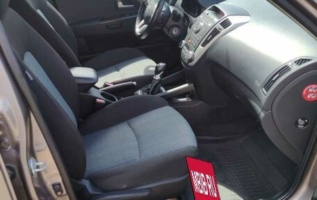 KIA cee'd I рестайлинг, 2011 год, 900 000 рублей, 4 фотография