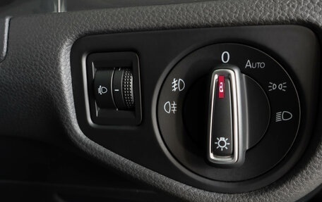 Volkswagen Golf VII, 2016 год, 1 949 000 рублей, 24 фотография