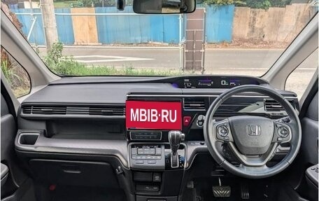 Honda Stepwgn IV, 2021 год, 1 690 000 рублей, 11 фотография