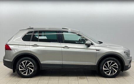 Volkswagen Tiguan II, 2018 год, 2 150 000 рублей, 5 фотография
