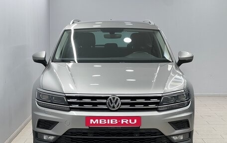 Volkswagen Tiguan II, 2018 год, 2 150 000 рублей, 2 фотография
