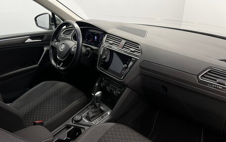 Volkswagen Tiguan II, 2018 год, 2 150 000 рублей, 9 фотография
